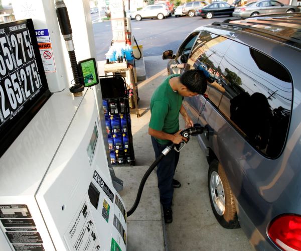 Oil Prices at Two-Month Highs on Tight Supplies