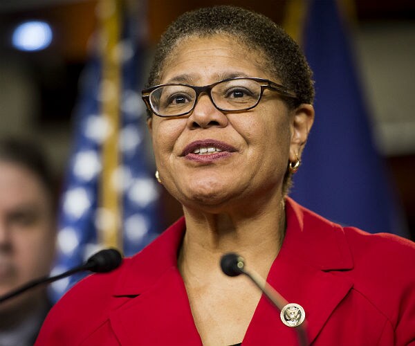 FBI Report on Black 'Extremists' Raises Fears of Targeting