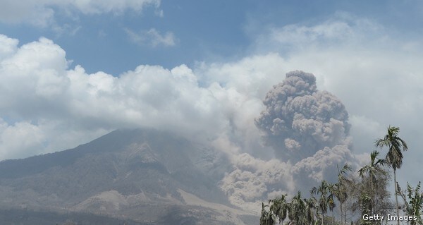 New Indonesian Volcanic Eruption Halts Search