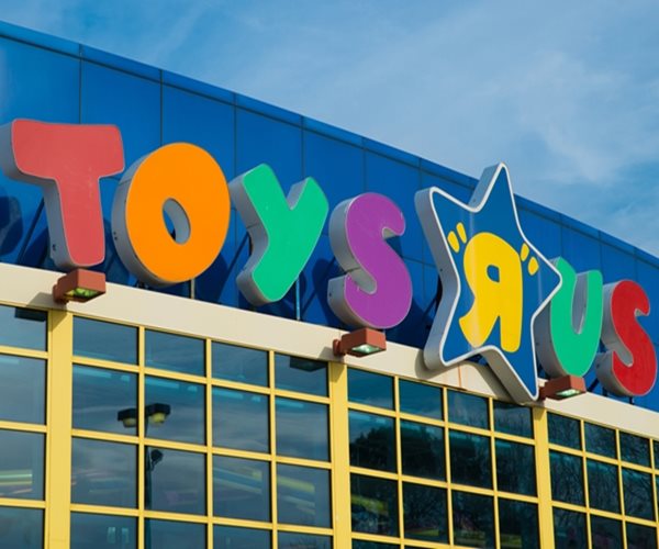 Toys 'R' Us Lives on Because Mattel and Hasbro Can't Let It Die