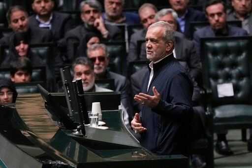 Iran's President Mocks Netanyahu over Pledge of Help in Water Crisis