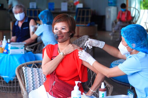 Vietnam Speeds up Hanoi Vaccine Drive; 1M Jabs over Weekend
