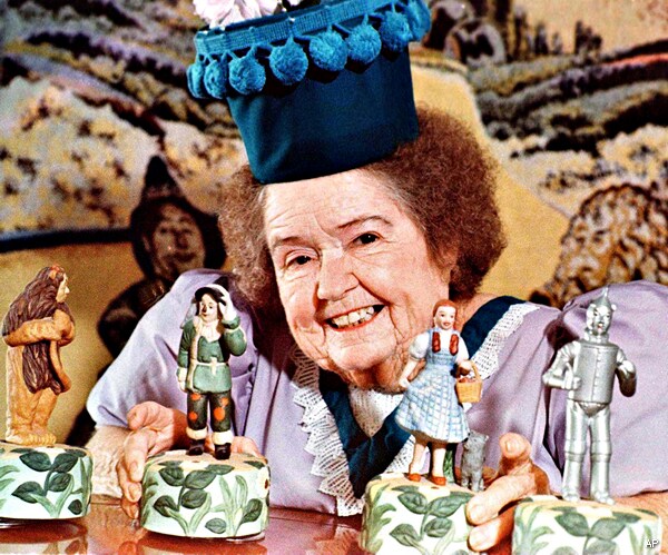 Margaret Pellegrini, 'Wizard of Oz' Flowerpot Munchkin, Dies at 89