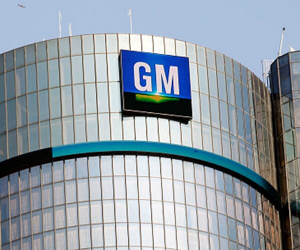 GM Plans Test of Self-Driving Cars in NYC in 2018