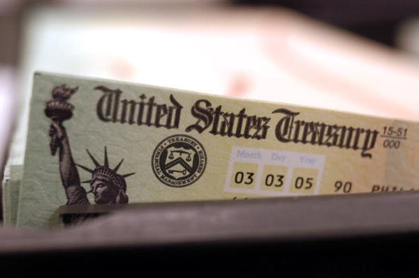 Gallup: 66 Percent See Social Security in Dire Straits