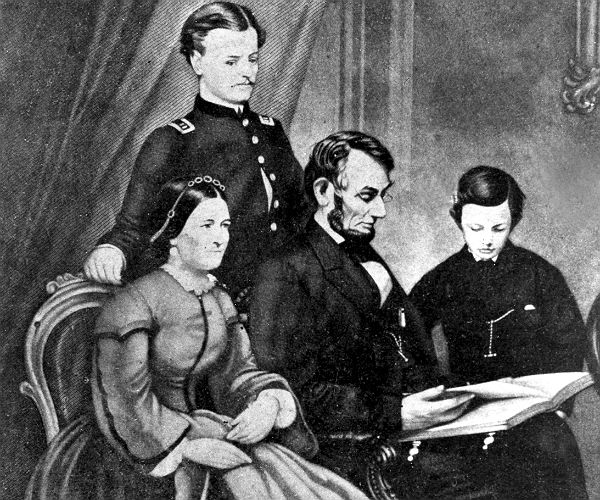 Maine College to Unveil Rare Photo of Lincoln's Inauguration