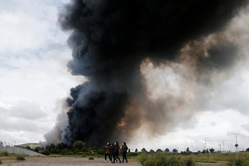 Spain Evacuates 9,000 from Massive Tire Fire near Madrid