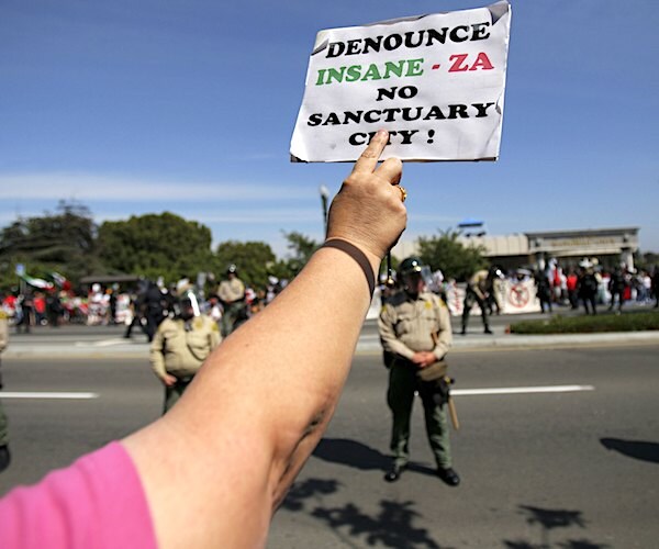 Bernie Kerik: GOP Should Gain in Calif. Amid Sanctuary City Fight
