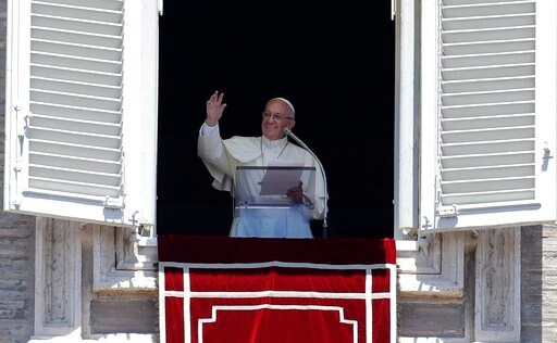 The Latest: Pope Prays for Manchester Blast Victims