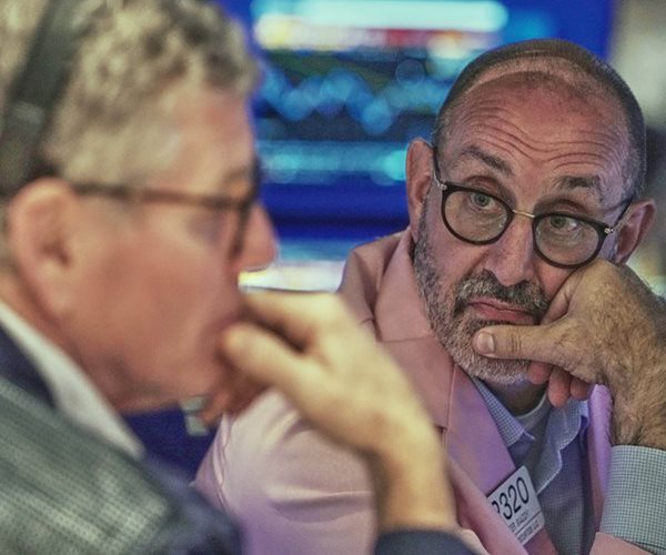 Stocks Coast to Their Best Week in Past Five