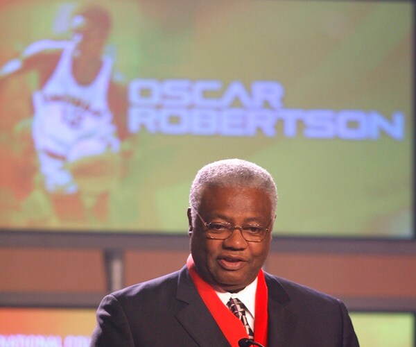 Oscar Robertson Looms Large Among Investors Urging Ohio Pot