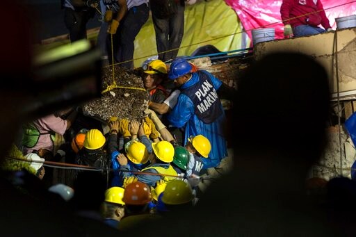 Mexico Shocked by News: Girl Trapped in Rubble Didn't Exist