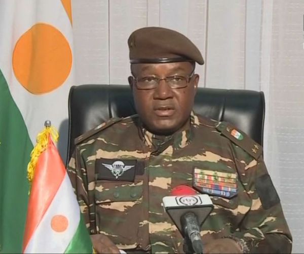 Blinken Calls for Immediate Release of Ousted Niger President
