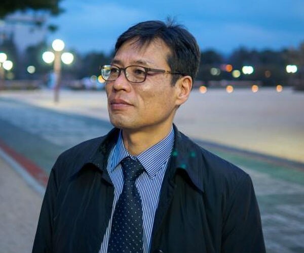 Son of North Korea Hijack Victim Says South Korea Is Complicit 