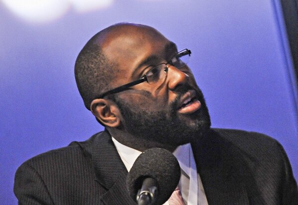 Obamacare Aide Resigns With Eye on Clinton Campaign