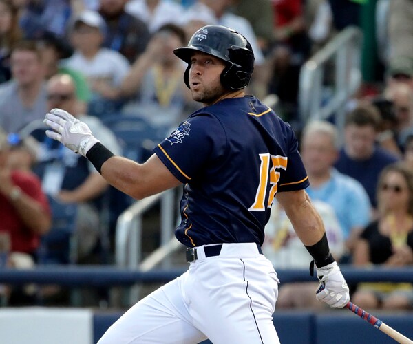 Tim Tebow Injury Requires Hand Surgery, Takes Him Out for Year