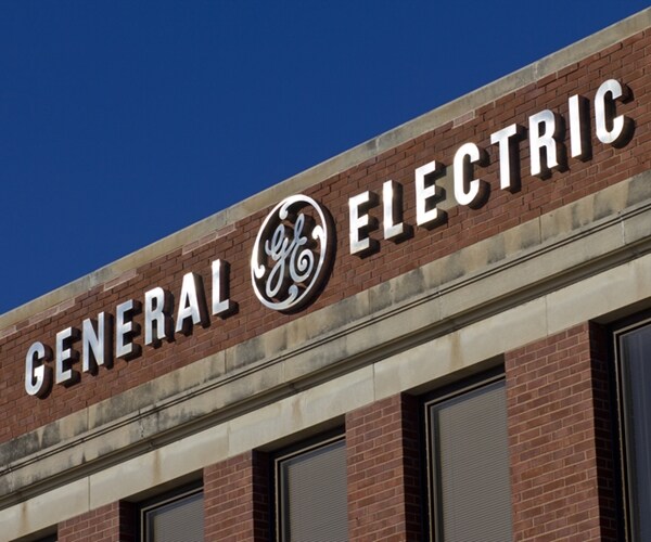 GE's New CEO to Review Portfolio 'With No Constraint'