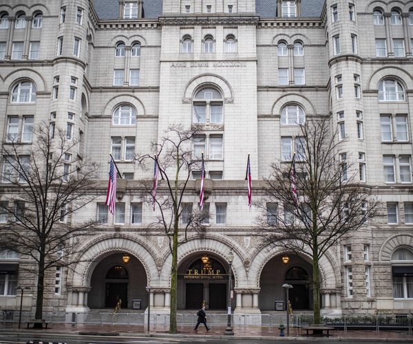 US Appeals Court Rejects Trump Bid to Escape Emoluments Lawsuit