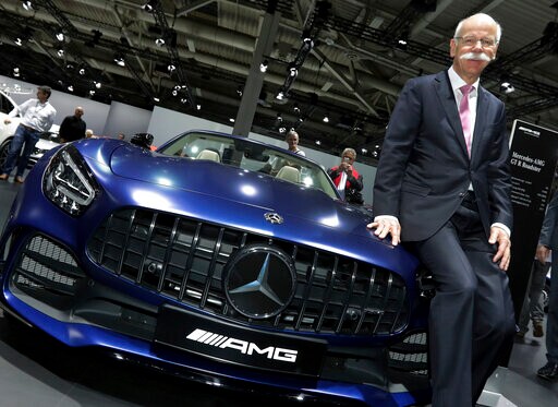 Automaker Daimler Loses $1.3 Billion on Diesel, Air Bag Woes