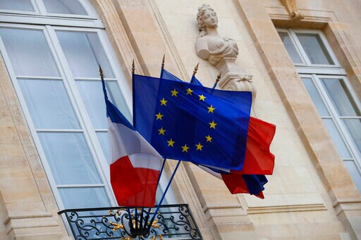 The Latest: UK, German Leaders Discuss Brexit by Phone