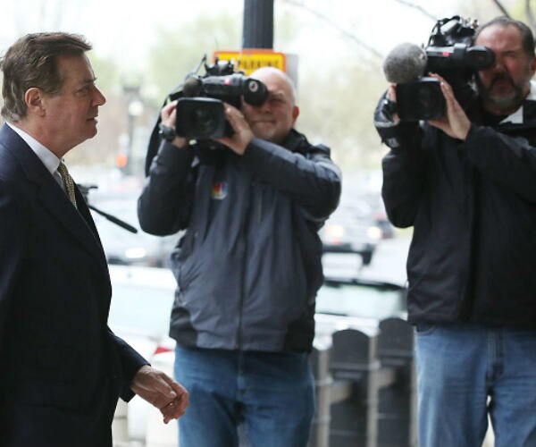 Conservatives: Liberal Media Trying to Harass Manafort Jurors