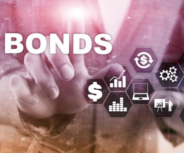 Vanguard, BlackRock Eye Munis and Junk as High-Grade Yields Drop