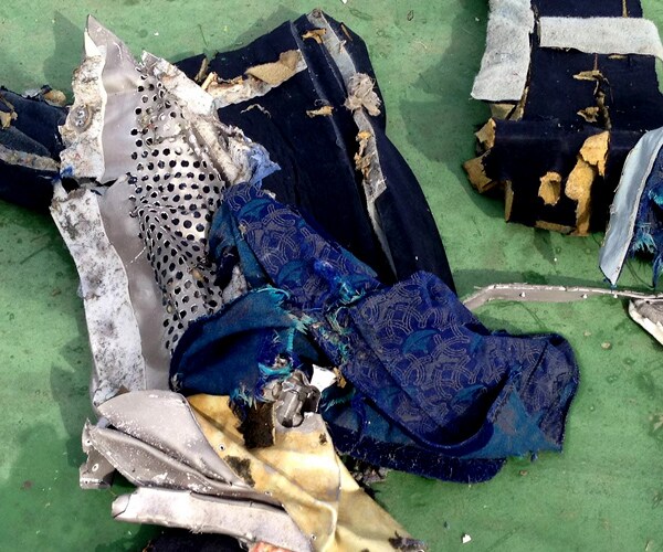 EgyptAir Crash: Explosive Traces Found on Passengers' Bodies