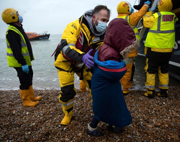 Over 30 Die in Channel's Deadliest Migrant Boat Tragedy