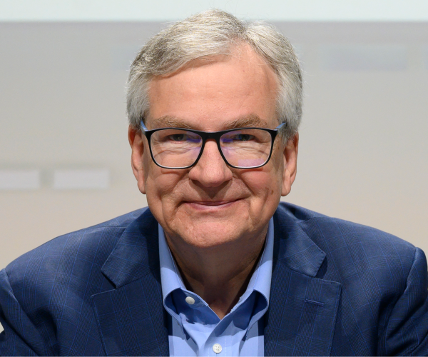 Daimler Truck CEO: Supply Chain Slowed Output by 5x