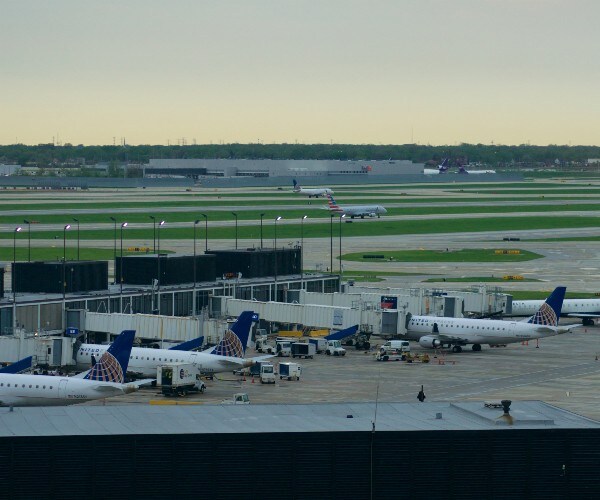 airport in the the windy city of a state in the mid west of the united states aviation and or airlines 