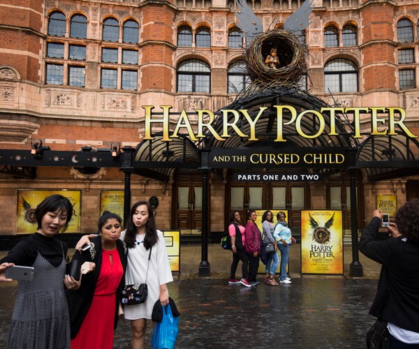 'Harry Potter and the Cursed Child' Olivier Awards Break Record