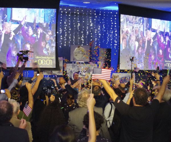 NASA Spacecraft Opens New Year at Tiny, Icy World Past Pluto