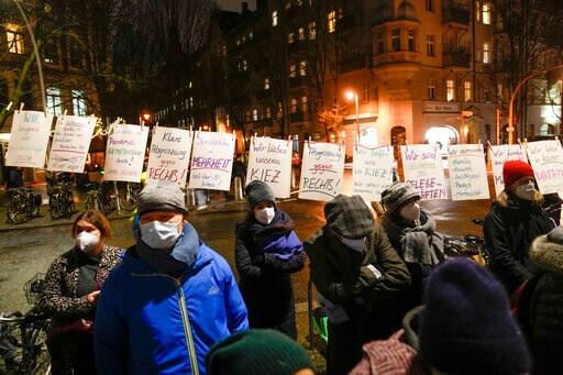 In Germany, Activists Rise up to Counter Vaccine Skeptics