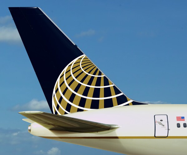 Carrol Amrich, on Way to See Dying Mom, Bumped From United Flight