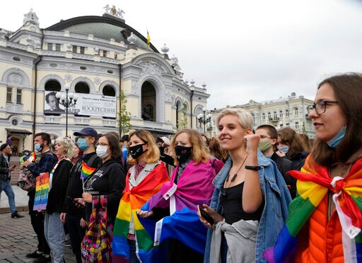 Thousands March in Ukraine for LGBT Rights, Safety