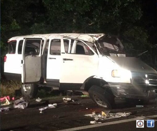 6 Killed as Van Carrying 16 Tumbles on Virginia Interstate