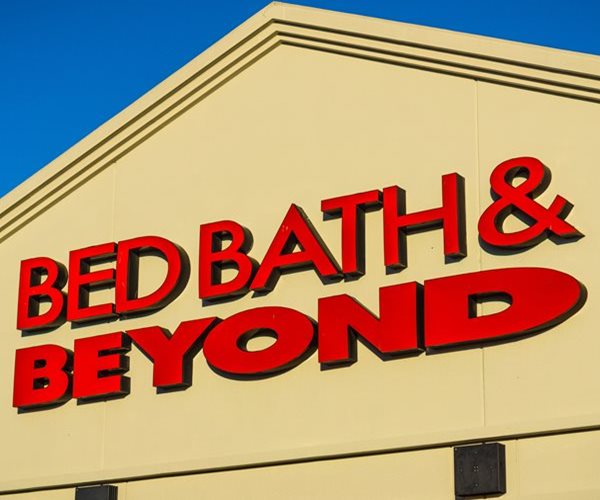 Bed Bath & Beyond Shares Sink 40% on Bankruptcy