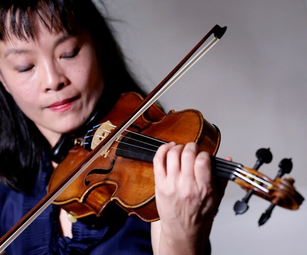 Roman Totenberg's Stradivarius Violin Returns to the Stage