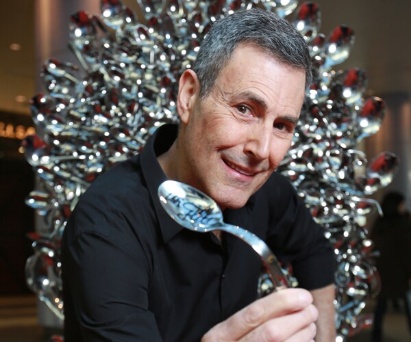 psychic and magician uri geller