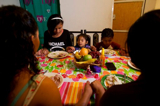 More Families Fleeing Central America Resettling in Mexico