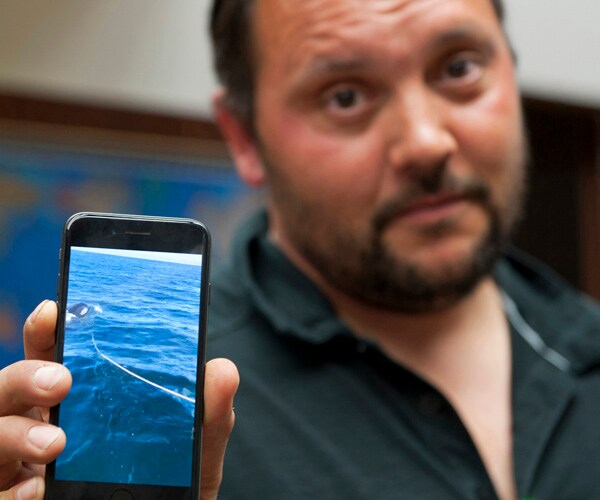 Orca Attacks Boat, Says Alaska Fisherman