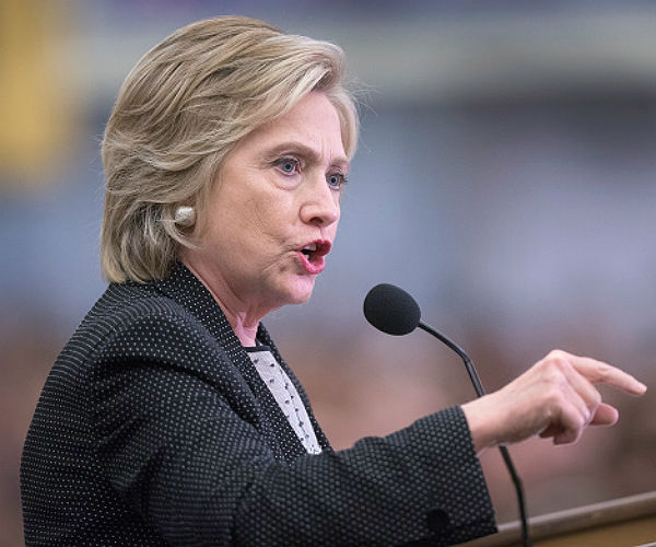 Dick Morris: DOJ's Move on Clinton Emails Is Response to 'Phony Charge'