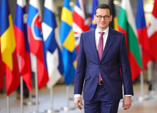 Official Says EU Likely to Give Poland Unprecedented Warning