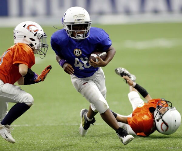 Massachusetts Lawmakers Consider Bill to Ban Youth Football