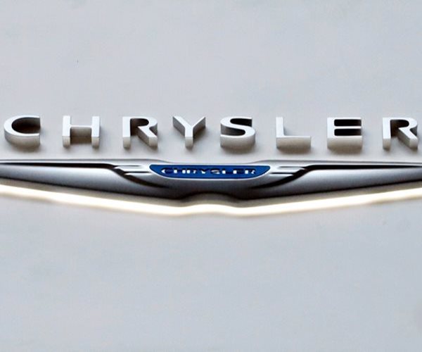 Chrysler Parent Stellantis Offers 14.5% Wage Hike