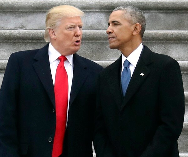 donald trump speaks with barack obama