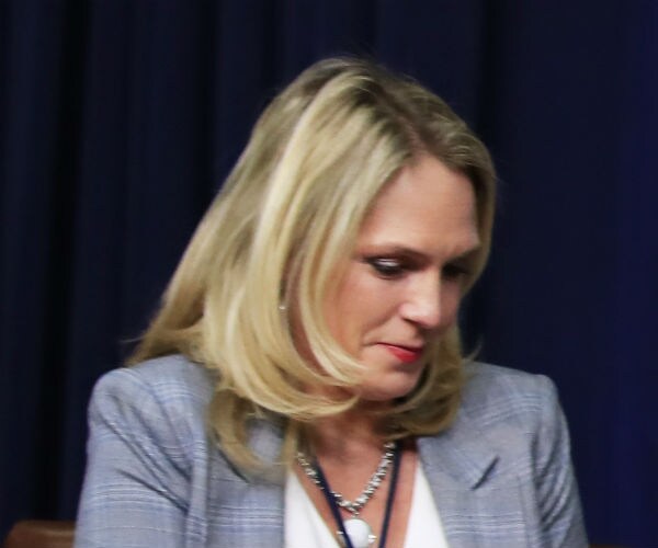 Infighting in White House Over Leaks Turns Ugly