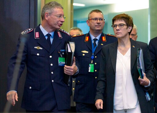 German Defense Minister Rejects Turkey Complaint over Search