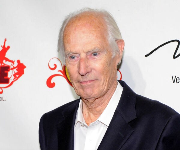 George Martin, Who Signed and Produced the Beatles, Dies at 90