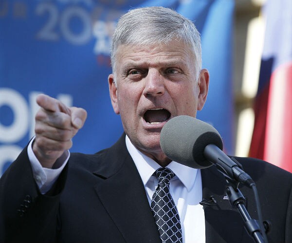 Rev. Franklin Graham: 'Army of Volunteers' Needed for Florence Recovery